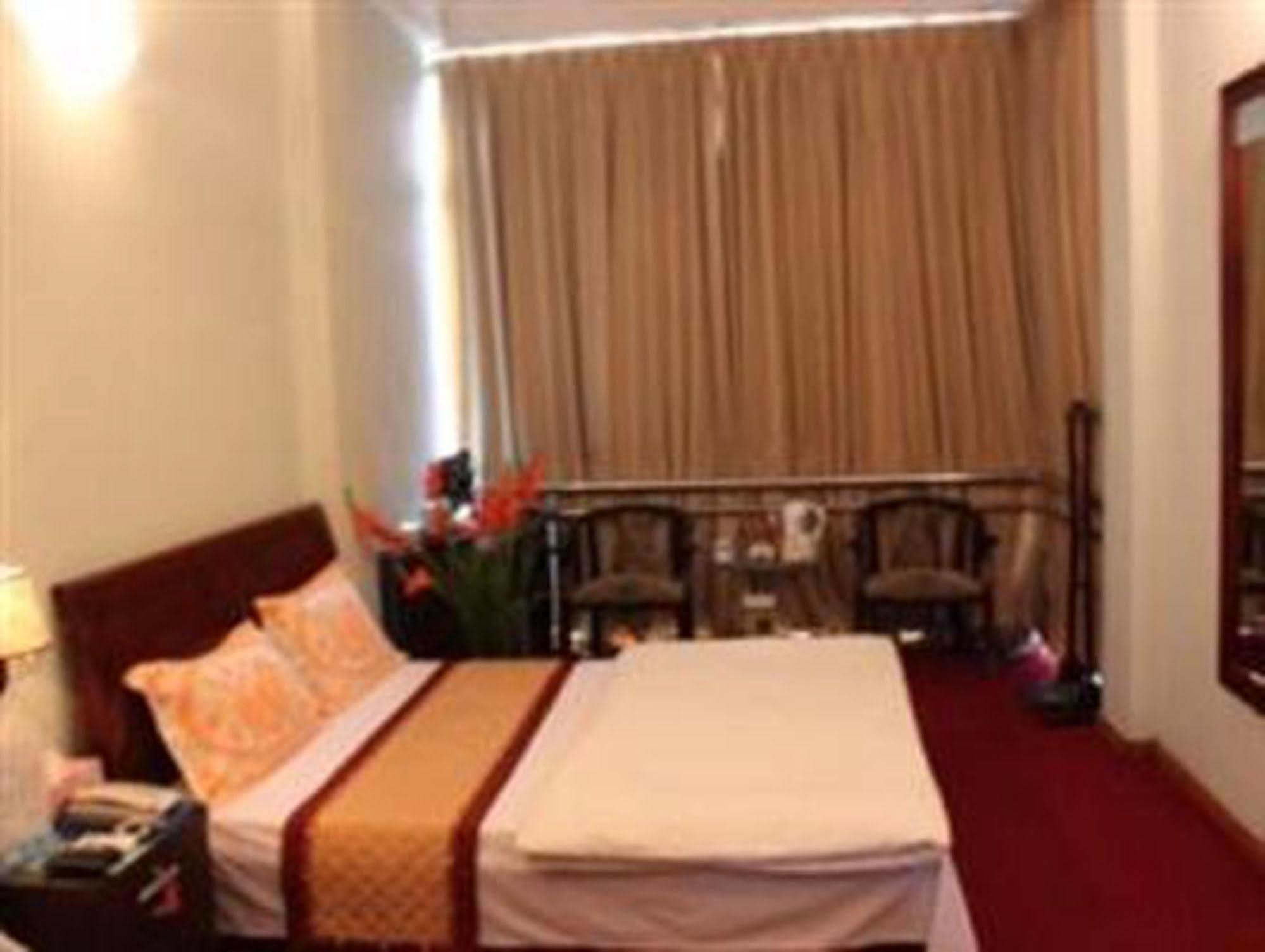 A25 Hotel - 12 Lien Tri Hanoi Luaran gambar